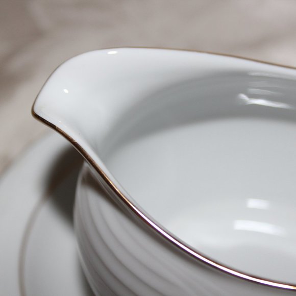 Noritake Arctic Gold Gravy Boat - Picture 7 of 11